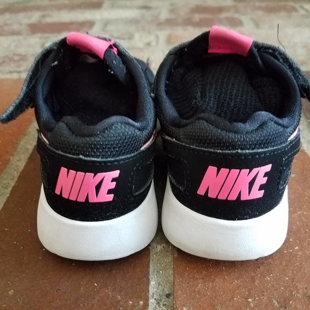 Kids Nike Easy Velcro